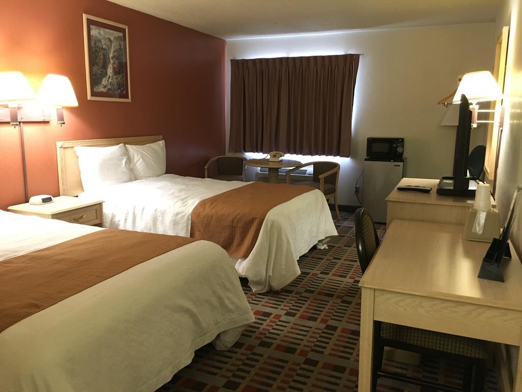 Anderson Chesterfield Travel Inn Daleville Exteriér fotografie