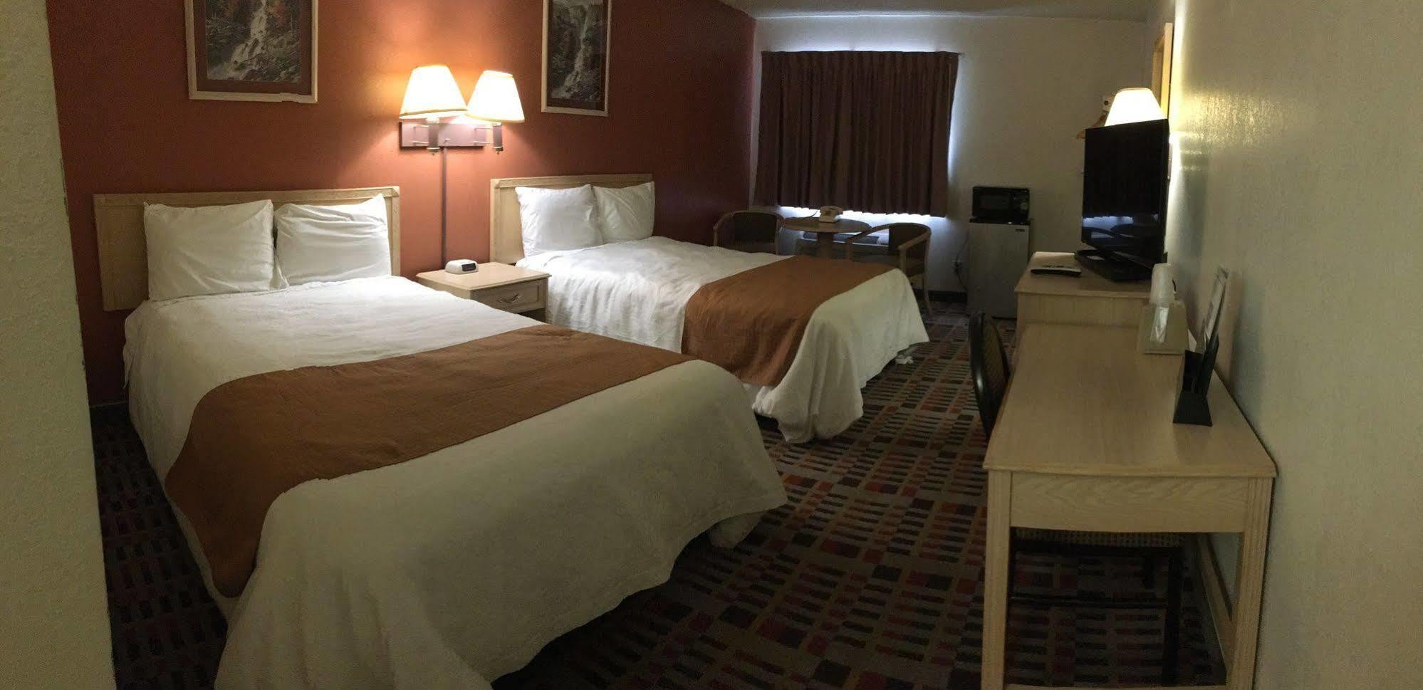 Anderson Chesterfield Travel Inn Daleville Exteriér fotografie